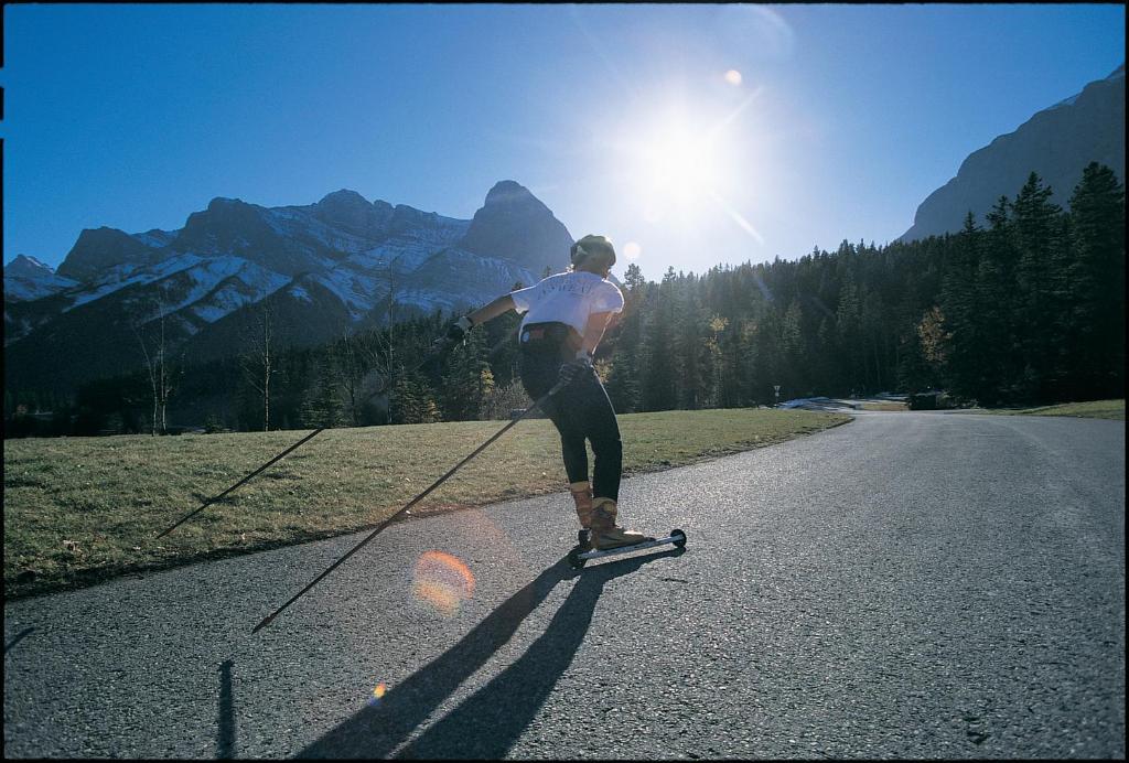 Canmore Crossing エクステリア 写真