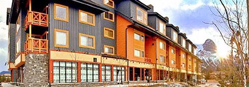 Canmore Crossing エクステリア 写真